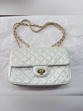 Vintage Jay Herbert New York White Quilted Leather Chain Shoulder Bag